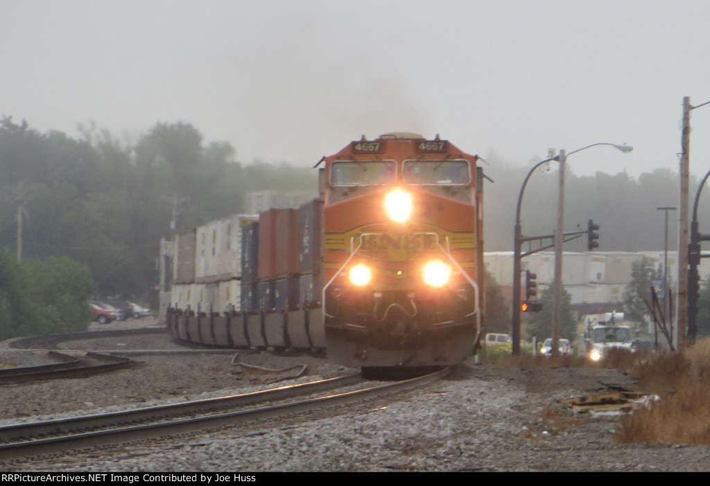 BNSF 4667 West